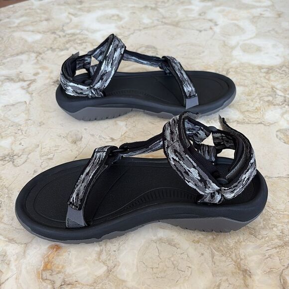 Teva Hurricane XLT2 Women’s Sandals - As New - Picture 5 of 11